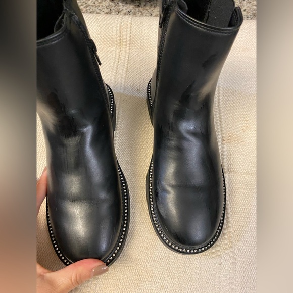 Zara Chic Black Leather Boots with Silver Studs Sz 33 - Picture 2 of 10
